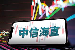 就硬凿！锡安半场12投8中砍下22分6板3助攻